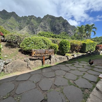 Kualoa Ranch - Tours Near Me - Kaneohe, Hawaii