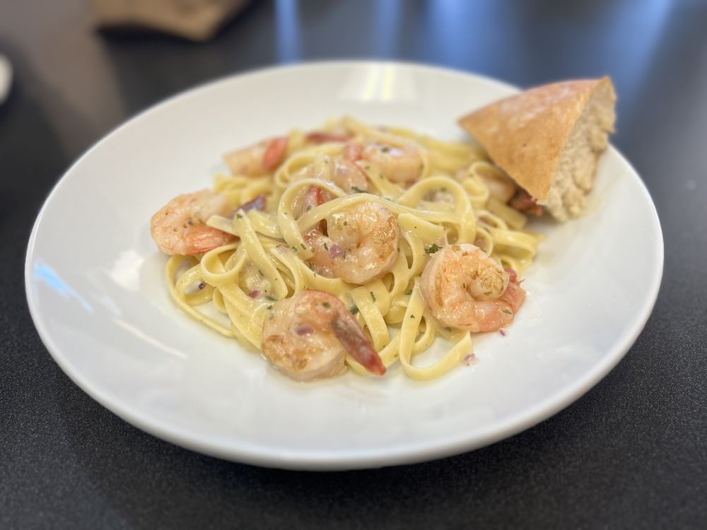 NY CORNER PIZZA Updated October 2024 17 Photos 5609 Creedmoor Rd