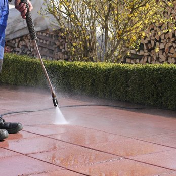 Jay V's Pressure Washing - Pressure washing a walkway - Car Wash Near Me Jay V's Pressure Washing - Pressure washing a walkway - Car Wash Near Me