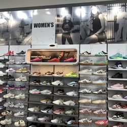 Hibbett Sports