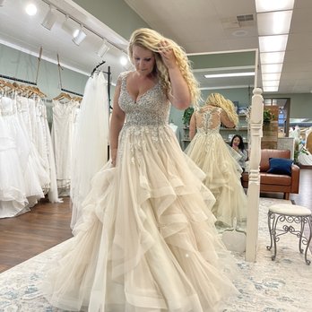 Astraea Bridal - Bridal Near Me - Mount Vernon, Washington Astraea Bridal - Bridal Near Me - Mount Vernon, Washington