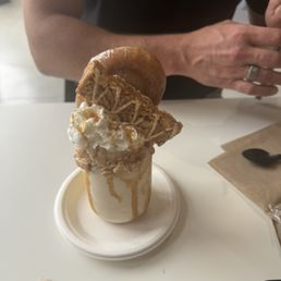Cinnamon toast crunch cereal chiller