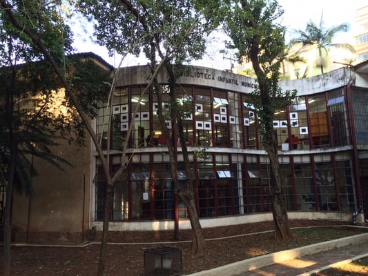 Biblioteca Monteiro Lobato by null