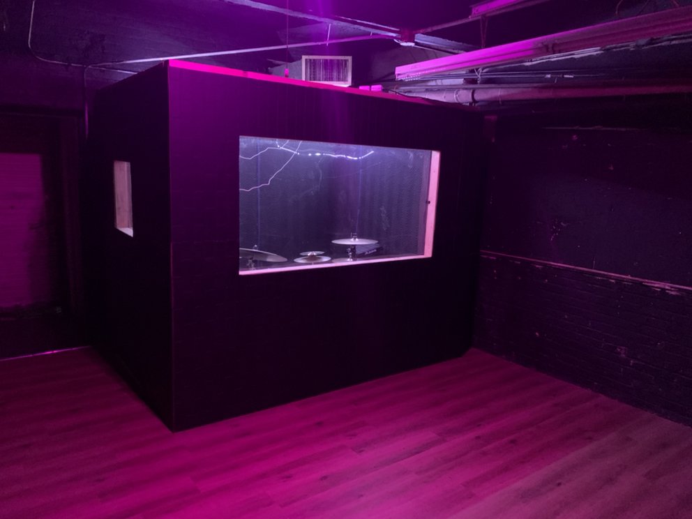 THE KITCHEN RECORDING STUDIO Updated May 2024 155 W Main St, Benton