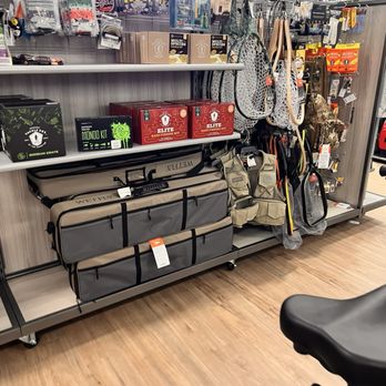 Sierra - FISHING GEAR - Outdoor Gear Near Me - Visalia, California Sierra - FISHING GEAR - Outdoor Gear Near Me - Visalia, California