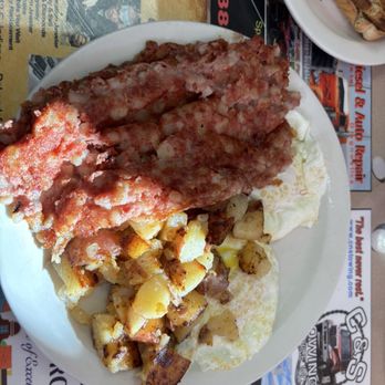The Big Rig 2 - Corned beef hash, eggs and home fries - Diners Near Me - Deland, Florida