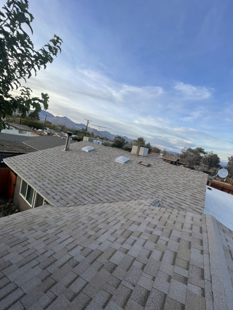 Slide of T & U Roofing