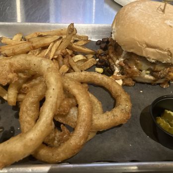 Graze Burgers - Chili chili Bang bang - Burgers Near Me - Sevierville, Tennessee