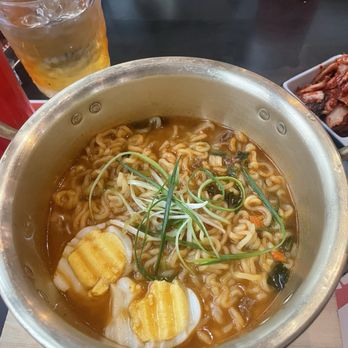 CM Chicken & Boba - Burgers Near Me - Vernon Hills, Illinois CM Chicken & Boba - Burgers Near Me - Vernon Hills, Illinois