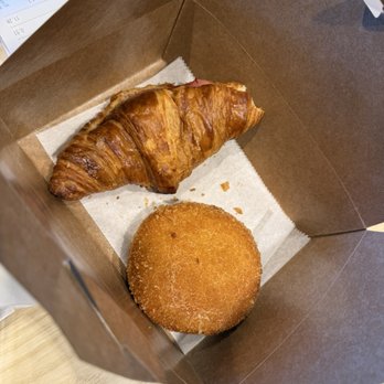 Tous Les Jours - Croquette and ham & cheese croissant - Bakeries Near Me - Richmond, Virginia Tous Les Jours - Croquette and ham & cheese croissant - Bakeries Near Me - Richmond, Virginia