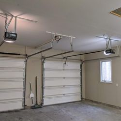 Eavis Garage Doors - garage door emergency