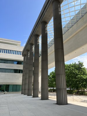 Embassy of Canada to the USA by null