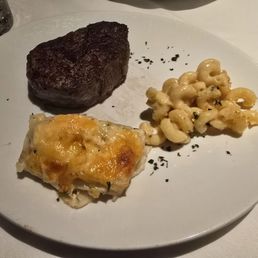 Filet with flemings potatoes and mac & cheese