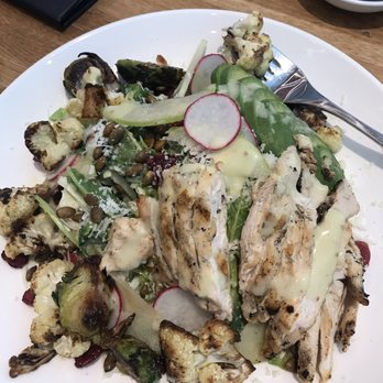 Earls Kitchen + Bar - Seasonal chicken salad - New American Near Me - McLean, Virginia Earls Kitchen + Bar - Seasonal chicken salad - New American Near Me - McLean, Virginia