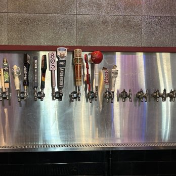 Mountain Mike's Pizza - Beer taps - Pizza Near Me - San Carlos, California Mountain Mike's Pizza - Beer taps - Pizza Near Me - San Carlos, California