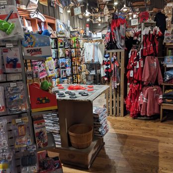 Cracker Barrel Old Country Store - Cracker Barrel, Harrison - Breakfast & Brunch Near Me - Harrison, Ohio