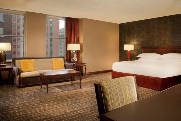 Hilton Fort Worth by null