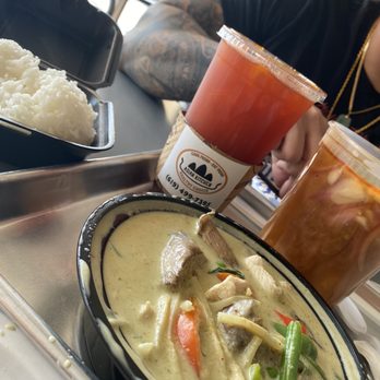 Asian Kitchen - Green curry with chicken,white rice,  Tom yum w/ shrimp, Thai lime iced tea  Delicious!! - Cambodian Near Me - Santee, California