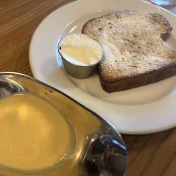 Petit Trois - French toast - French Near Me - Los Angeles, California Petit Trois - French toast - French Near Me - Los Angeles, California