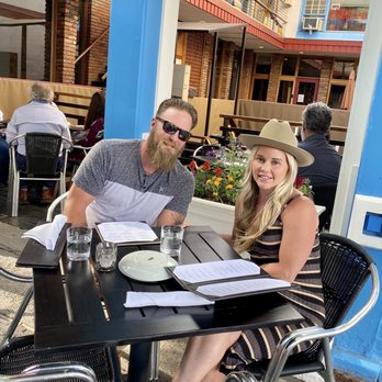 Ellina - Dinner outside at Ellina - New American Near Me - Aspen, Colorado Ellina - Dinner outside at Ellina - New American Near Me - Aspen, Colorado