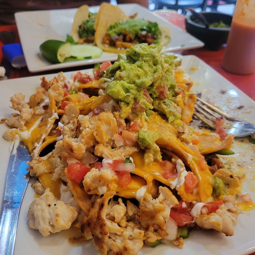Quetzally - Chicken nachos - Mexican Near Me - Philadelphia, Pennsylvania Quetzally - Chicken nachos - Mexican Near Me - Philadelphia, Pennsylvania