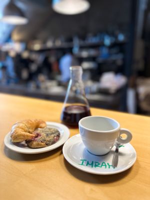 LAB. Training Center & Coffee Shop by null