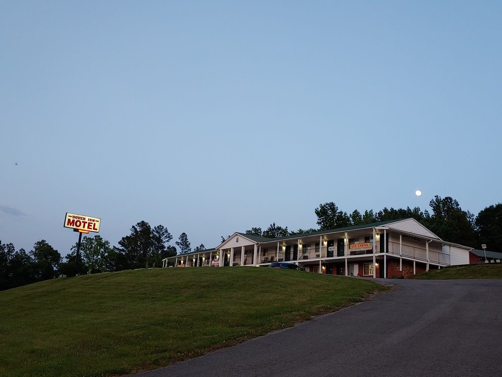 DOVER INN MOTEL & CABINS 37 Photos 1545 Donelson Pkwy, Dover