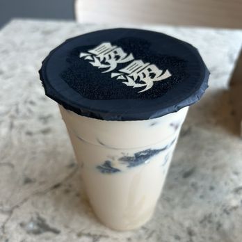 Piping Hot - Grass jelly milk tea - Hot Pot Near Me - Richmond, British Columbia