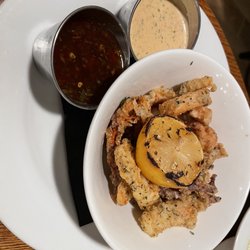 YaYas Euro Bistro - Calamari with several dipping sauces