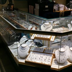 Edgewater Jewelry Center - Best jewelry store in the tri-state