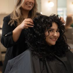 Modfemina Luxury Hair Salon
