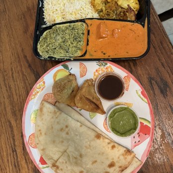 Curry express Texas - Buttter chicken platter, naan bread come with platter, samosa - Indian Near Me - Manchaca, Texas Curry express Texas - Buttter chicken platter, naan bread come with platter, samosa - Indian Near Me - Manchaca, Texas