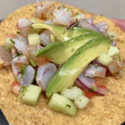 Mariscos el Pinguin - Tostada