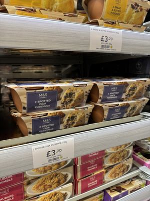 Marks & Spencer by null