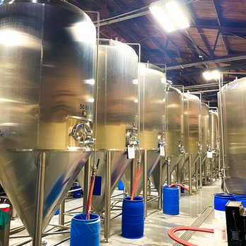 Four Peaks Brewing - Pubs Near Me - Tempe, Arizona