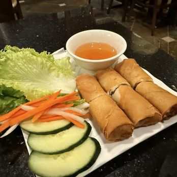 Pho 84 - Imperial egg roll - Vietnamese Near Me - Oakland, California