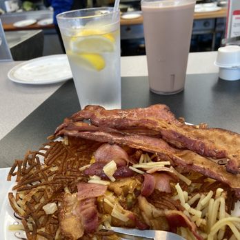 Waffle House - Hash browns & bacon - Breakfast & Brunch Near Me - Ocoee, Florida Waffle House - Hash browns & bacon - Breakfast & Brunch Near Me - Ocoee, Florida