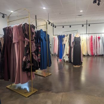 Luxe on 28th - Dresses - Women's Clothing Near Me - Kentwood, Michigan Luxe on 28th - Dresses - Women's Clothing Near Me - Kentwood, Michigan