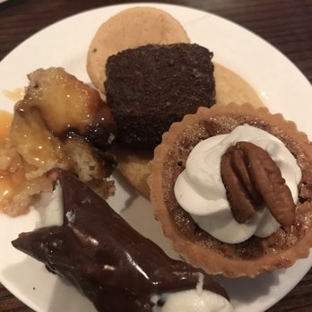 Borgata Buffet - Cannoli,  Mini Pecan pie,   Borgata Bread pudding w/ warm caramel sauce Almond and Sugar cookies - Buffets Near Me - Atlantic City, New Jersey