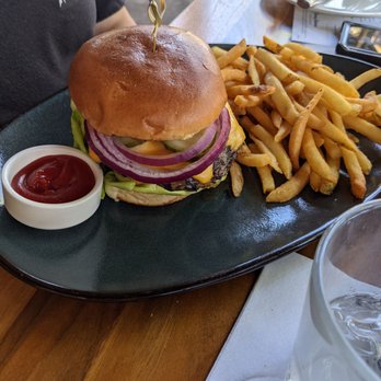 Tommy Bahama - Burger - Seafood Near Me - Naples, Florida Tommy Bahama - Burger - Seafood Near Me - Naples, Florida