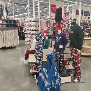 Old Navy Clothing Store - Sports Wear Near Me - Orlando, Florida Old Navy Clothing Store - Sports Wear Near Me - Orlando, Florida