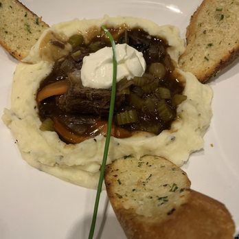 Bertrand - Beouf Bourgignon - French Near Me - Pittsburgh, Pennsylvania