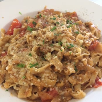 Chez Foushee - Papardelle, almost too bland to call it mediocre - French Near Me - Richmond, Virginia