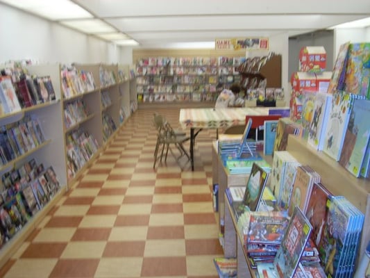 Copperfield's Books by null