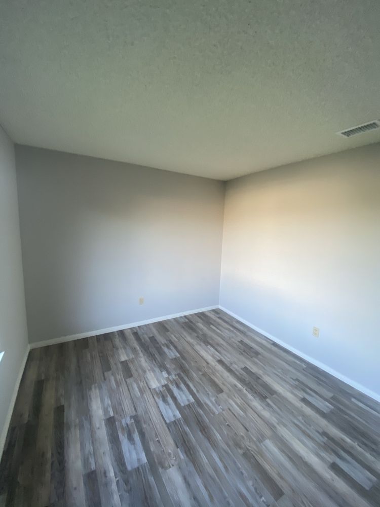 Slide of Amaysing Construction