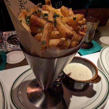 Gus' Sip & Dip - Fries - Pubs Near Me - Chicago, Illinois