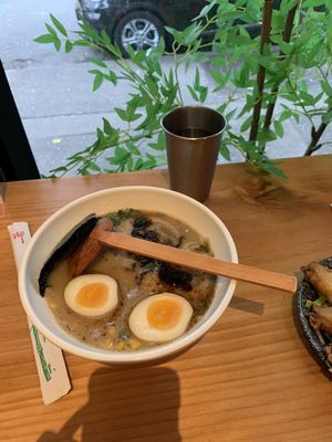 Ikimono Ramen by null