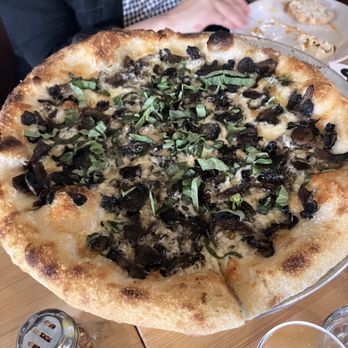 Lyle's Pizzeria - Fungi pizza - Pizza Near Me - Omaha, Nebraska
