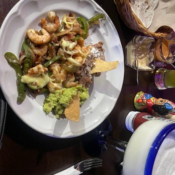 Las margaritas - Shrimp fajitas - Restaurants Near Me