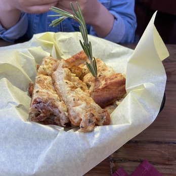 Sur at The Barnyard - Sur s Cheese Bread 6 Pcs Dinner - New American Near Me - Carmel, California